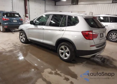 2011 BMW X3 xDrive28I z USA, uszkodzony, nr VIN 5UXWX5C5XBL700084